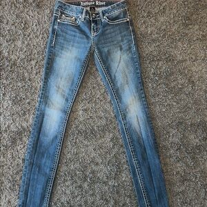 Antique Rivet Women's Distressed Blue Skinny Jeans